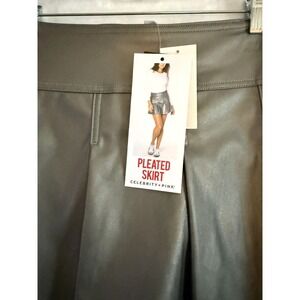 Celebrity Pink Faux Leather Pleated Mini Skirt Pewter Gray Metallic Size Large